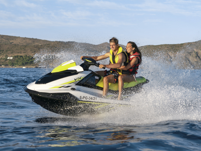 excursion-en-moto-de-agua-en-roses-y-empuriabrava